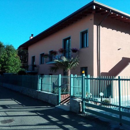 Villa Ormeni Cardano Al Campo Exterior foto